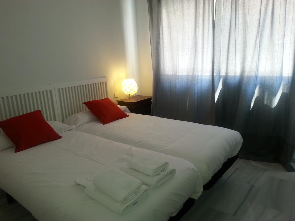 Apartamento Buhaira เซบีญา ภายนอก รูปภาพ